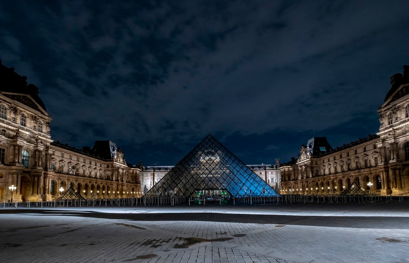 What to See First Inside the Louvre